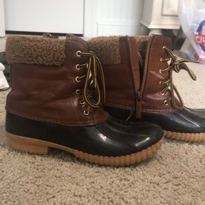 Furry lined, Lace & Zip up Duck Boots